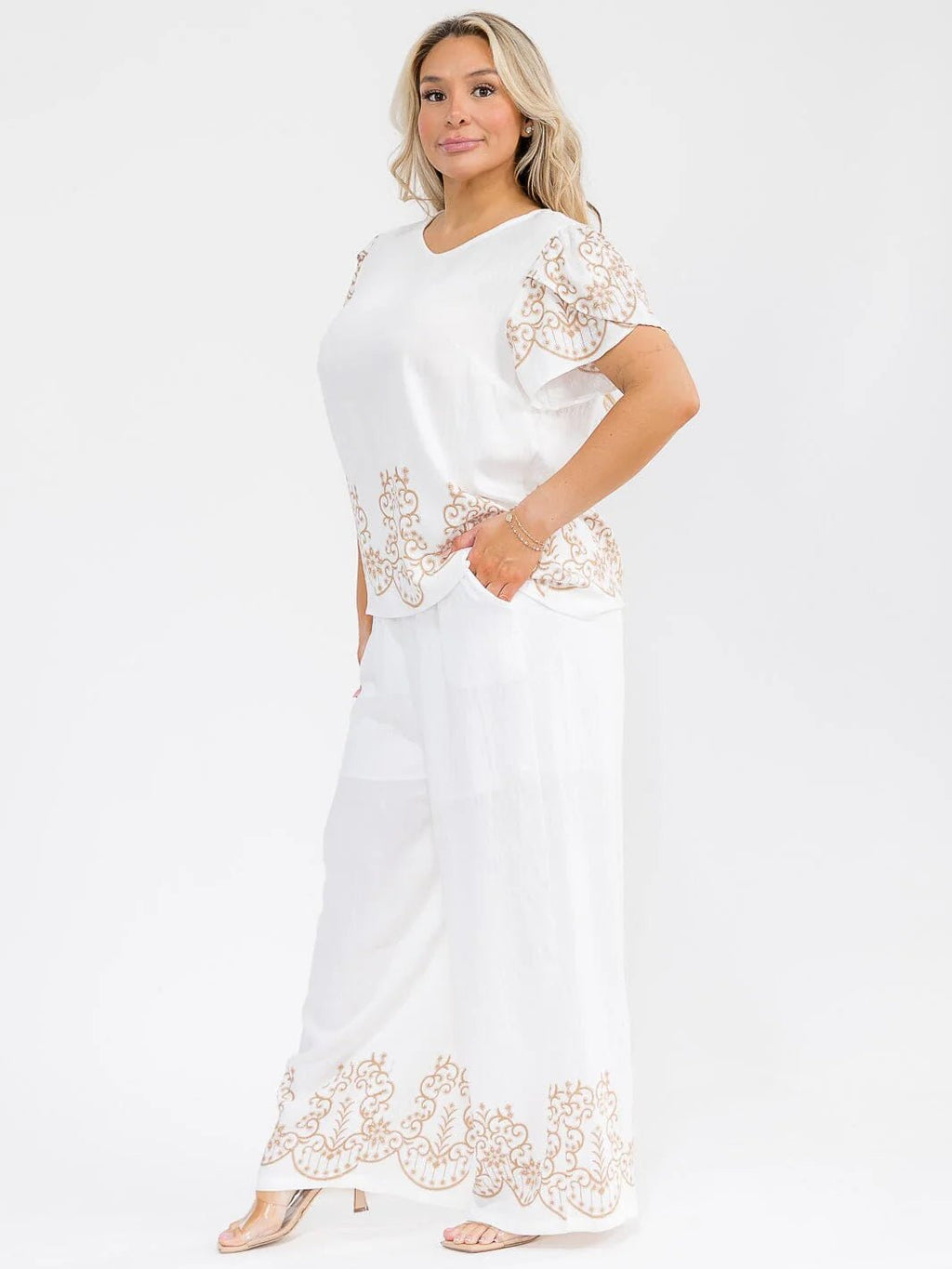 PLUS SIZE SHORT SLEEVE BLOUSE & ELASTIC WAIST PANTS MULTI PRINT 2PC. SET - The Garment Garden Boutique