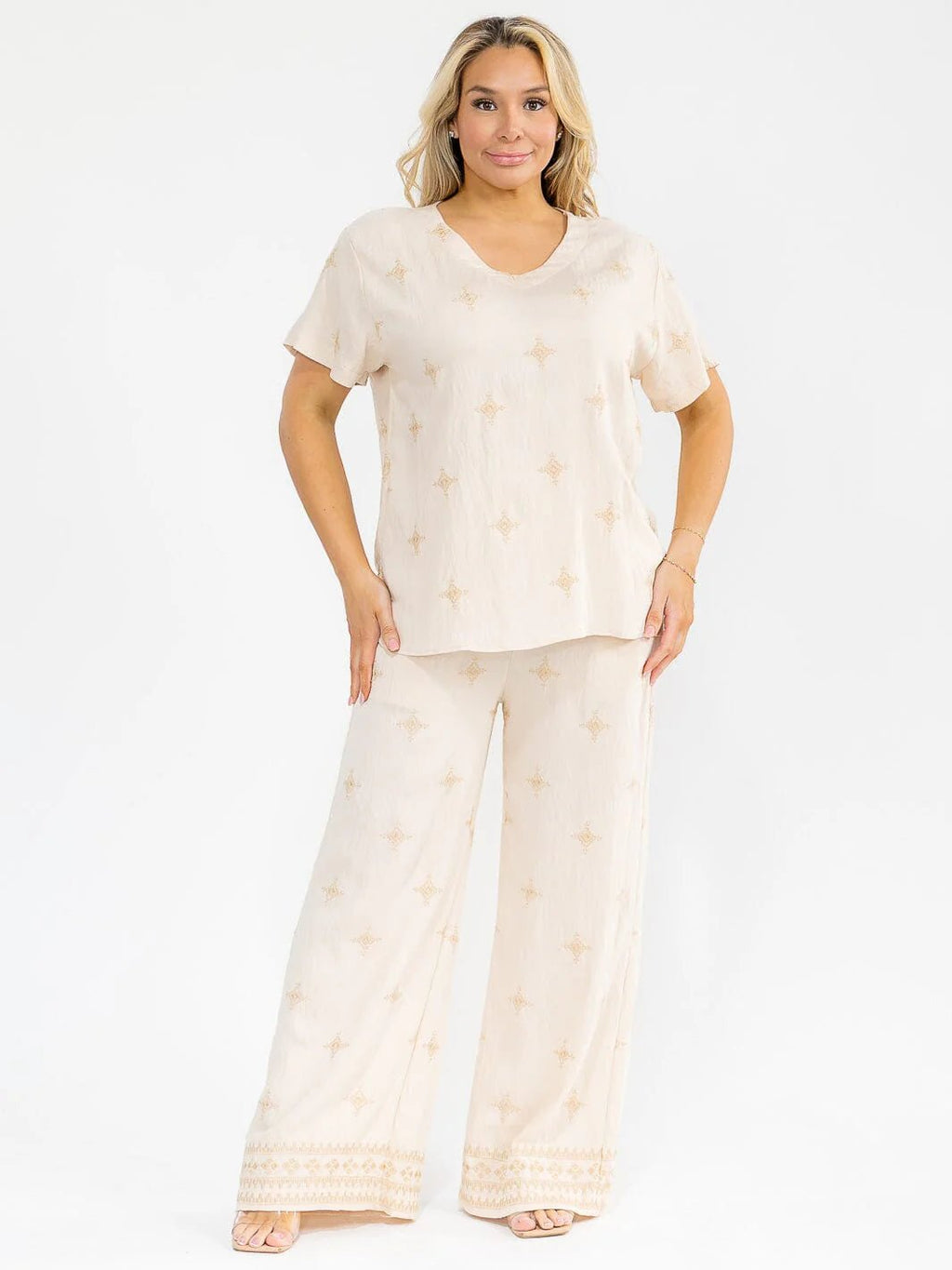 PLUS SIZE SHORT SLEEVE BLOUSE & ELASTIC WAIST PANTS EMBROIDERY 2PC. SET - The Garment Garden Boutique