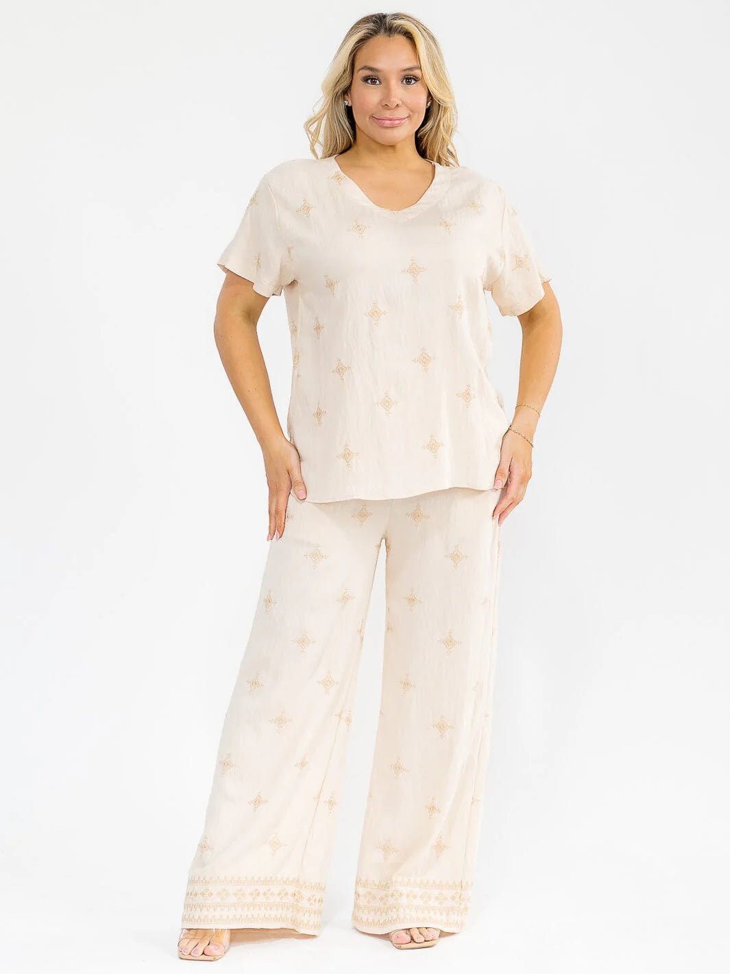 PLUS SIZE SHORT SLEEVE BLOUSE & ELASTIC WAIST PANTS EMBROIDERY 2PC. SET - The Garment Garden Boutique